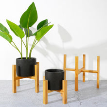 Lade das Bild in den Galerie-Viewer, Wooden Plant Pot Stand
