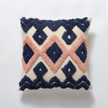 Lade das Bild in den Galerie-Viewer, Handmade Boho Cushion Cover
