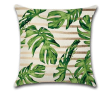 Lade das Bild in den Galerie-Viewer, Tropical Leaf Cushion Cover
