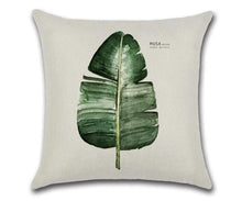 Lade das Bild in den Galerie-Viewer, Handmade Leaf Cushion Cover
