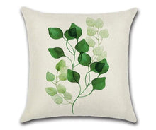 Lade das Bild in den Galerie-Viewer, Handmade Leaf Cushion Cover
