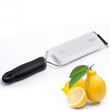 Lade das Bild in den Galerie-Viewer, Gourmet Series Grater with Fine Blade
